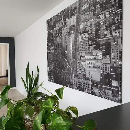 Central Gardlejlighed I Naer Indkob Og Natur 2 Bedroom City *